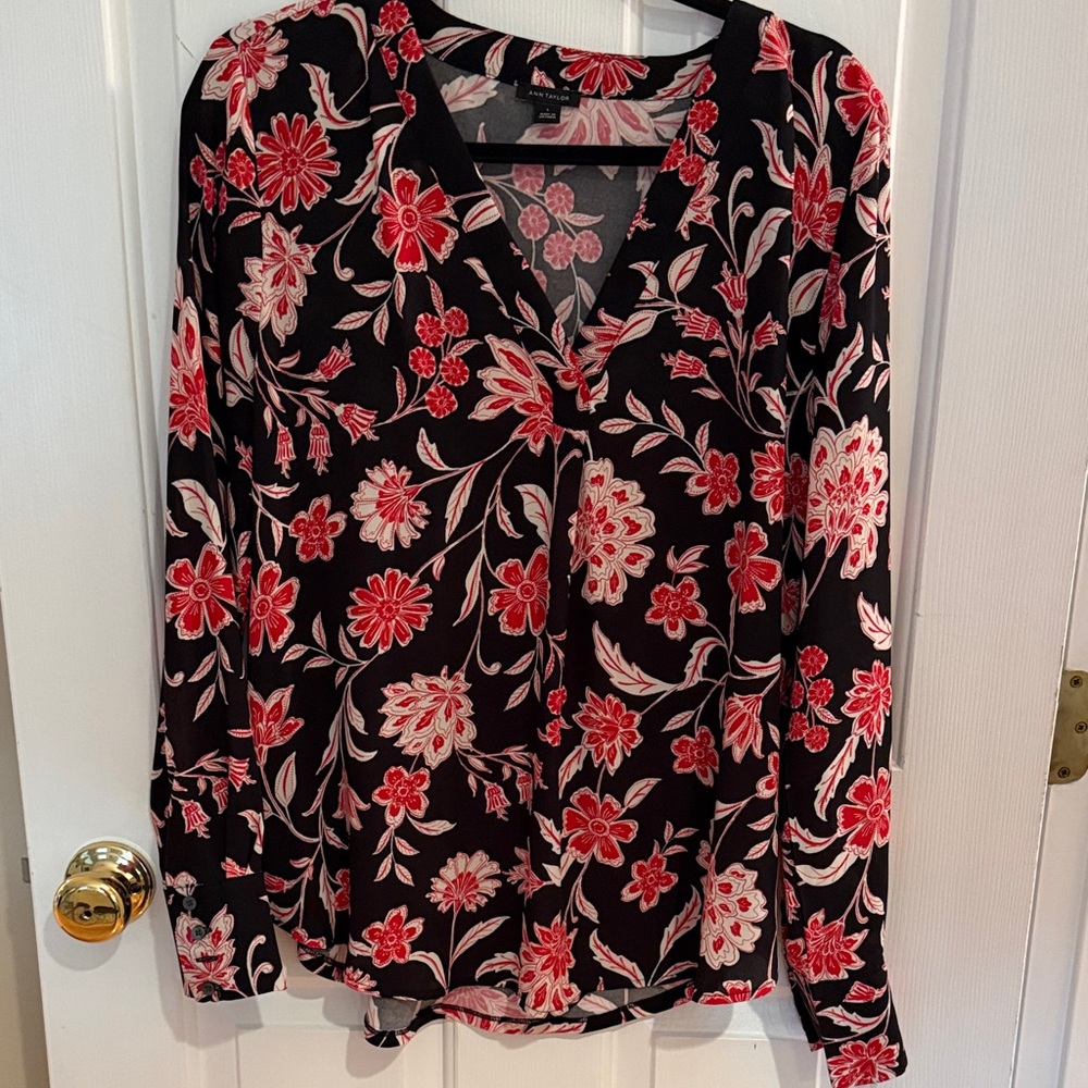 Ann Taylor Black and Red Floral Blouse